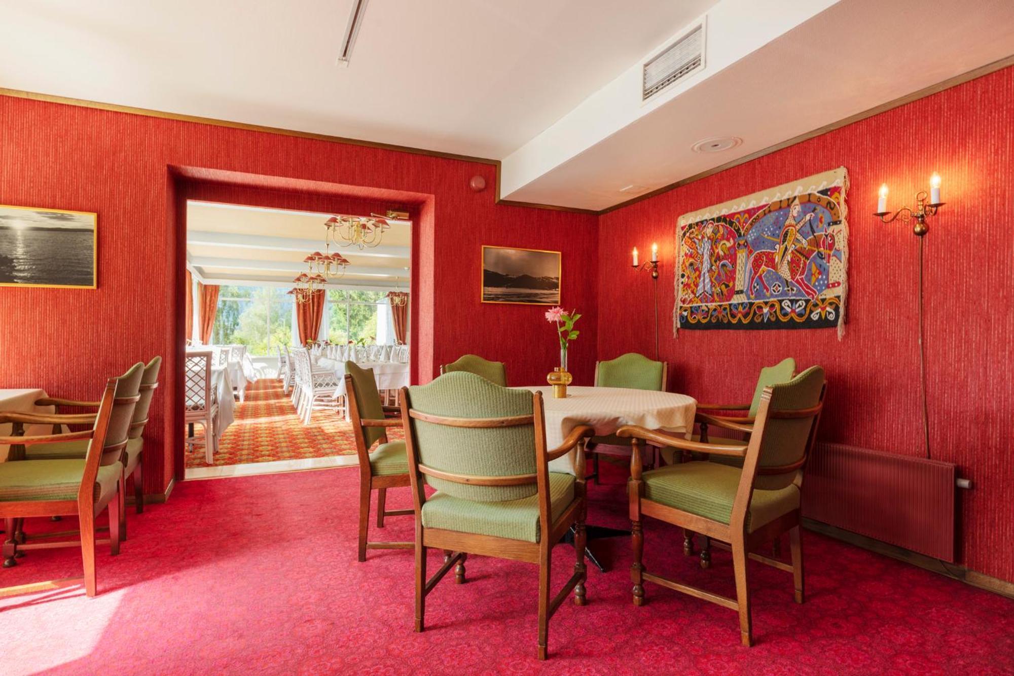 Olden Fjordhotel Ngoại thất bức ảnh