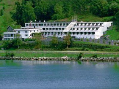 Olden Fjordhotel Ngoại thất bức ảnh
